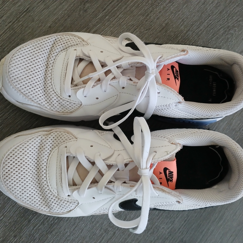 Nike Air Max Excee ‘White Bright Mango’